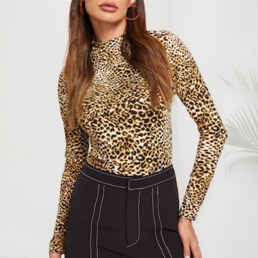 😍SALE😍 NEW Soft Mock Neck Leopard Top